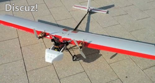 MIT 研究员开发了一台能在室内自主飞行的定翼机图1
