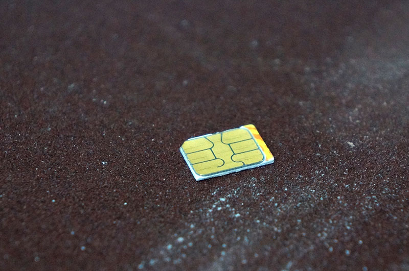 iPhone5 Nano SIM剪卡教程——去营业厅换小卡，也太low了吧图6