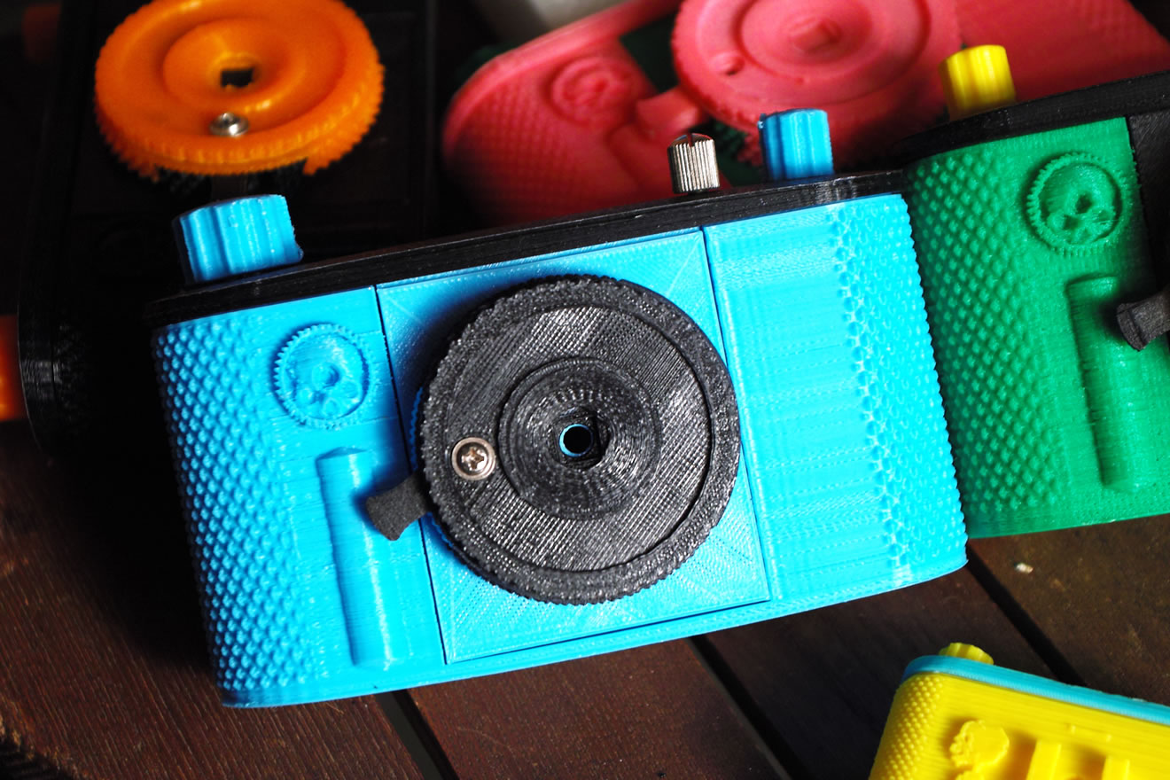 色迷迷3D打印彩虹针孔相机图5