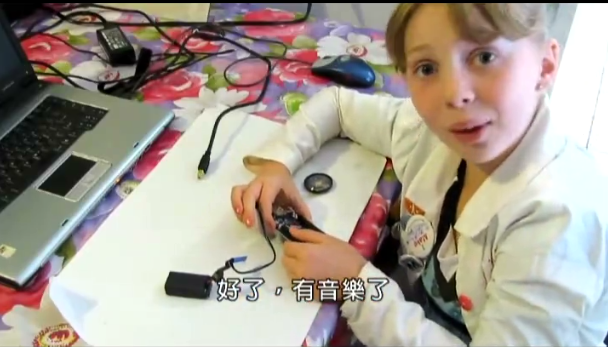 当国外的7岁小萝莉已经学会了焊接……图7