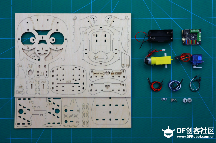 兼容Arduino 的摇摆企鹅机器人制作图1