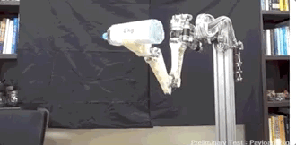 世界上手速最快的仿人机器人竟然用来拍蚊子？图12