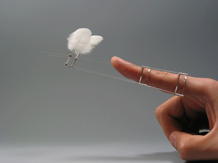 让翅膀在指尖上舞动：用铁丝制作在指尖扇动的小机械图13