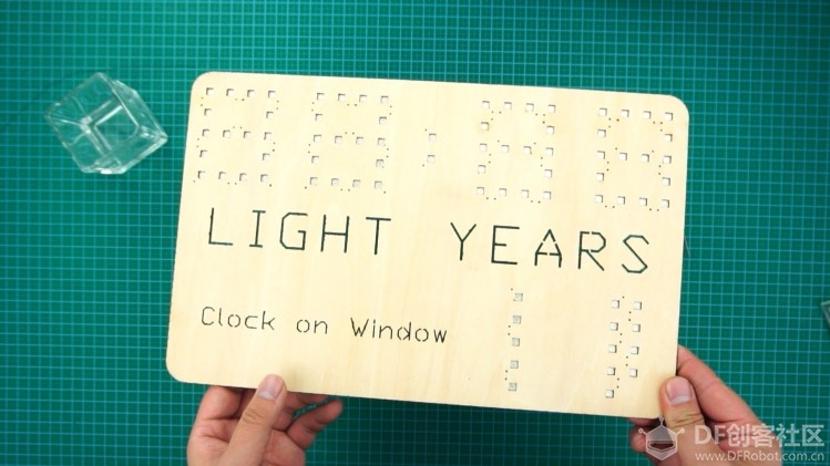 【脑洞大赛】窗上时钟——《光年》图22