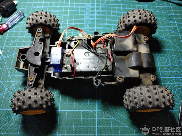 DIY项目：废旧玩具车大改造！图16
