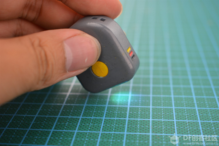 用颜色识别传感器做一个简单的拾色手电图12