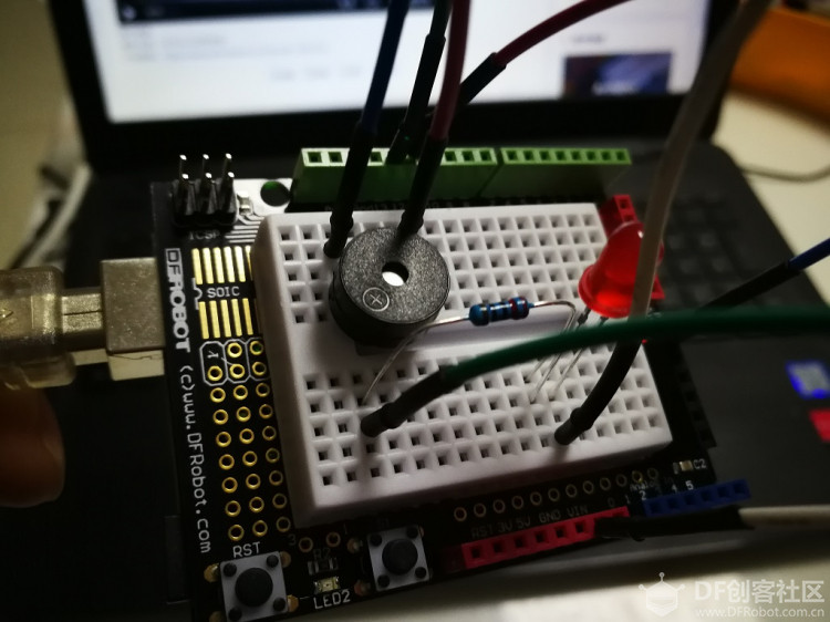 Arduino入门：Mind+Arduino视频报警器图2