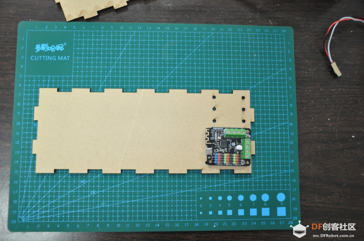 用Arduino制作一个杀菌牙刷架图11