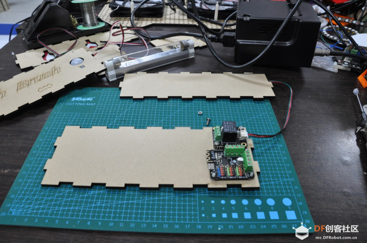 用Arduino制作一个杀菌牙刷架图18