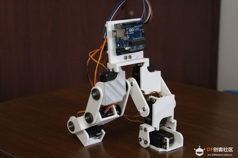Arduino两足机器人图8