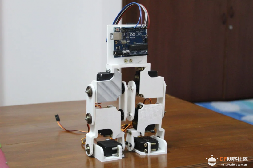 Arduino两足机器人图51
