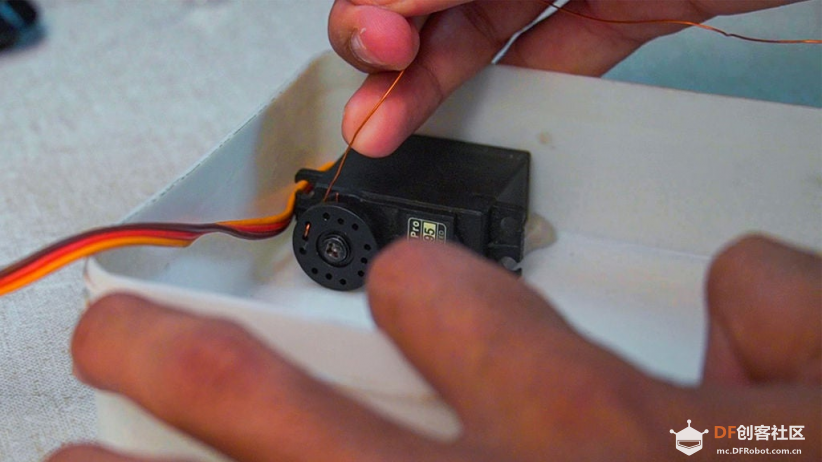 自制一个简易实用的无接触式洗手液器图15