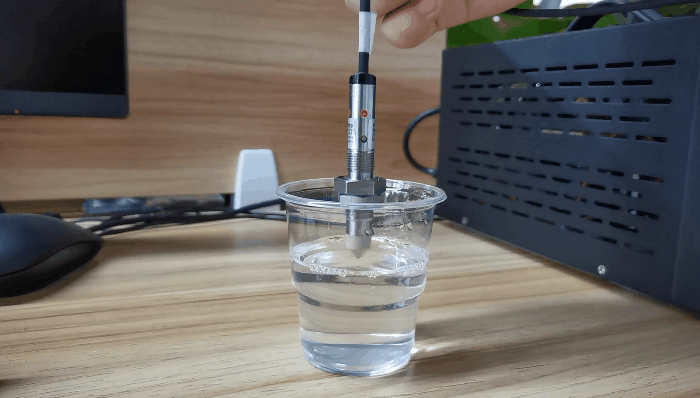 电容接触式液位传感器测评图9
