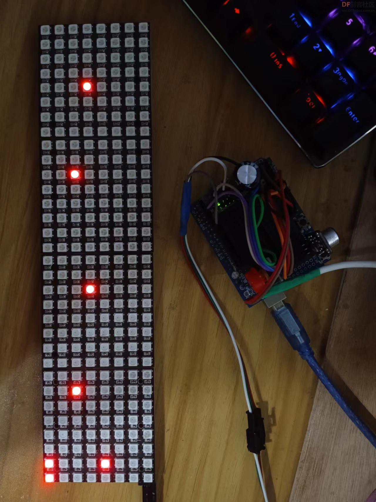 【Arduino】168种传感器系列实验（214）---8x32位全彩WS2812B屏图2