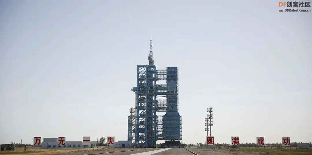 【比赛优秀作品】​中国酒泉卫星发射中心火箭转运模型图5