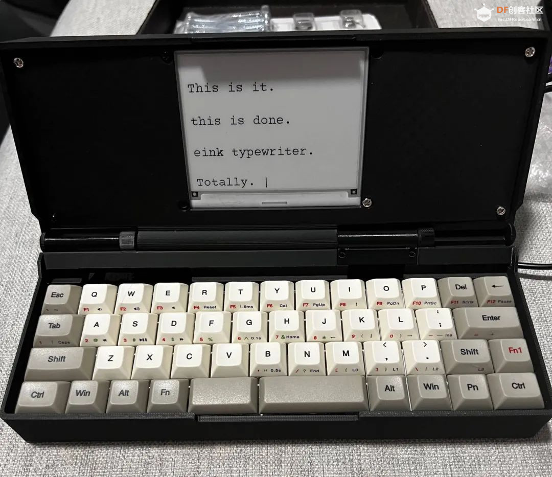 自制墨水打字机、65键人体工程学键盘、机械萌宠蝎子机器...图1