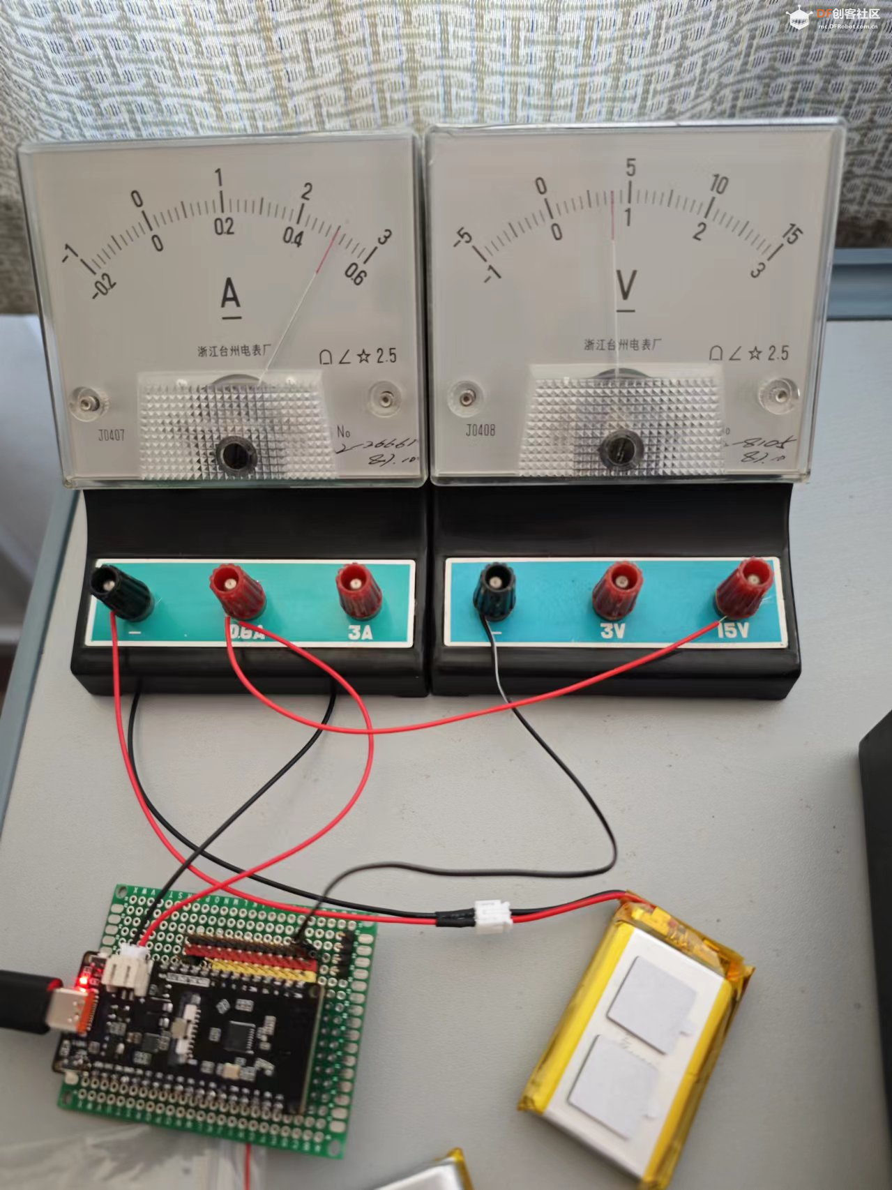 FireBeetle ESP32-C6 可以太阳能充电的开发板图10