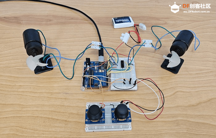 24个小钟面组成的时钟、保鲜盒打造Arduino遥控水下机器人...图3