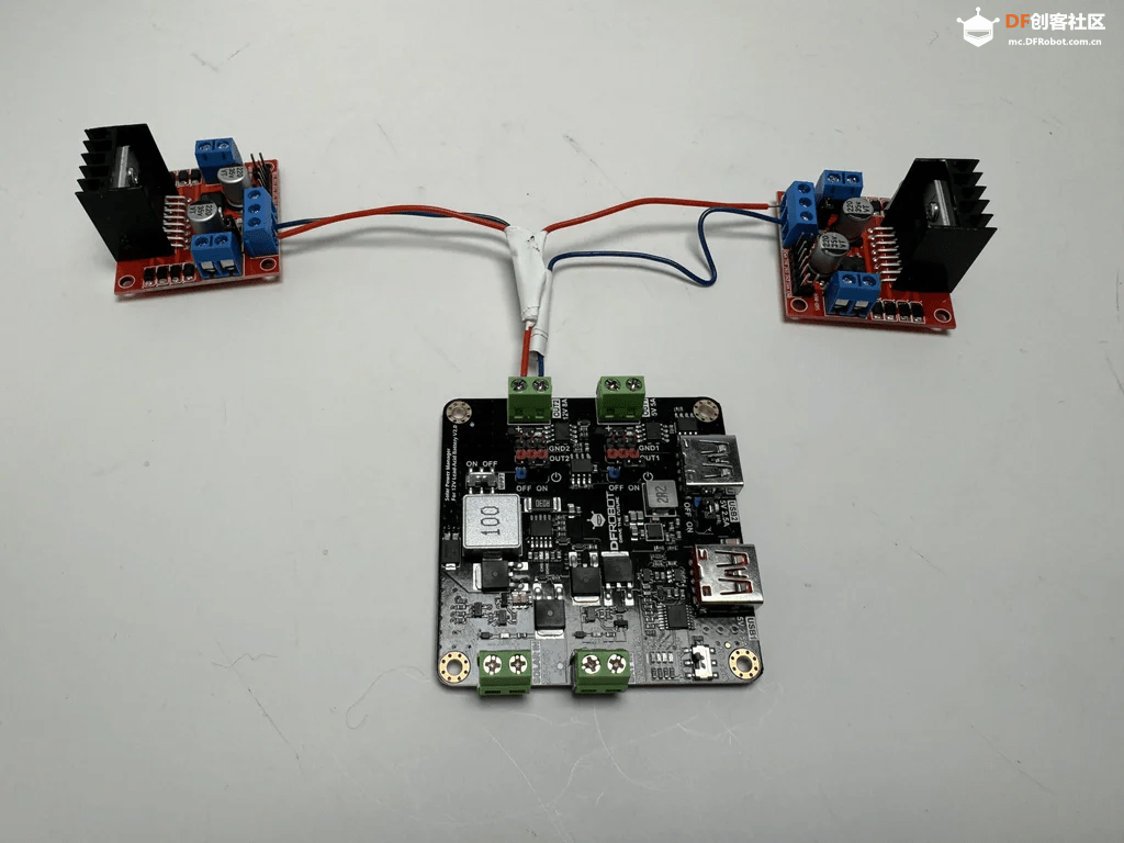 24个小钟面组成的时钟、保鲜盒打造Arduino遥控水下机器人...图6