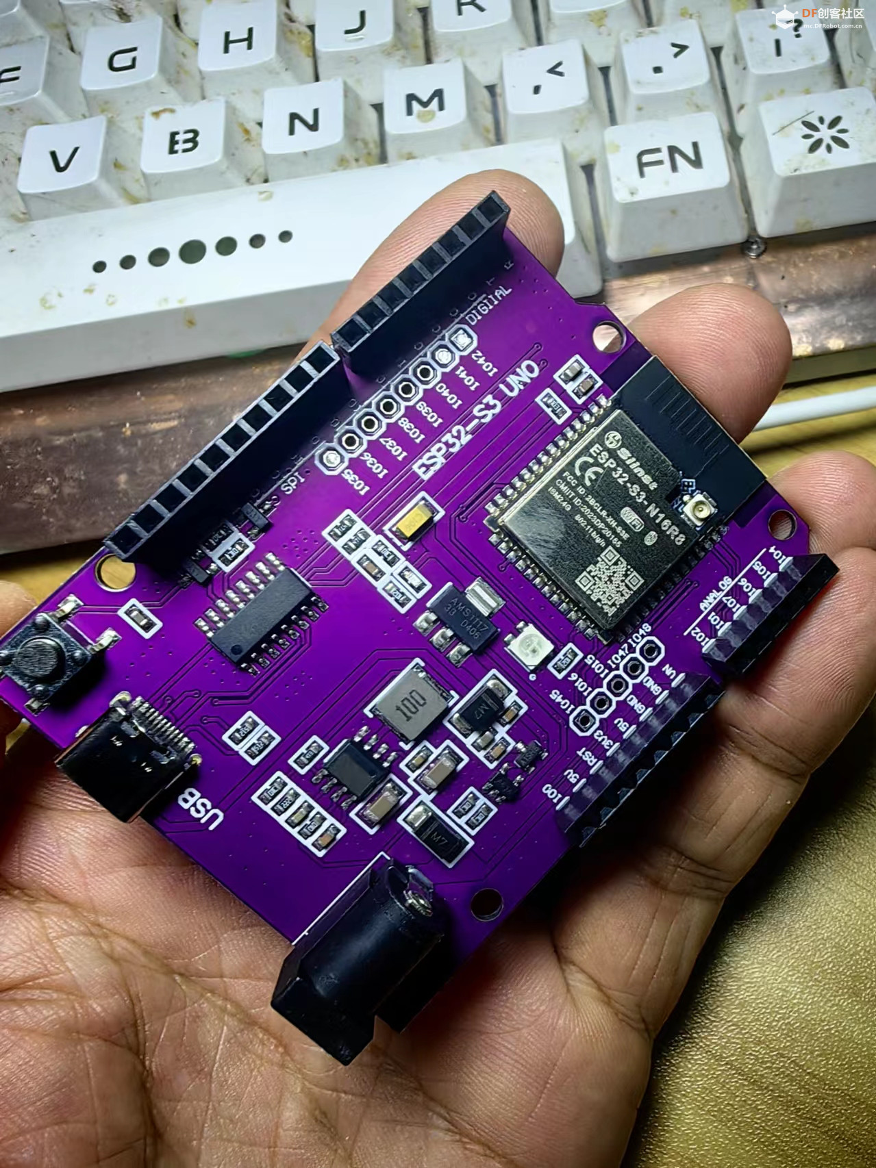 【花雕学编程】Arduino动手做（233）---ESP32-S3 UNO串口输出图2