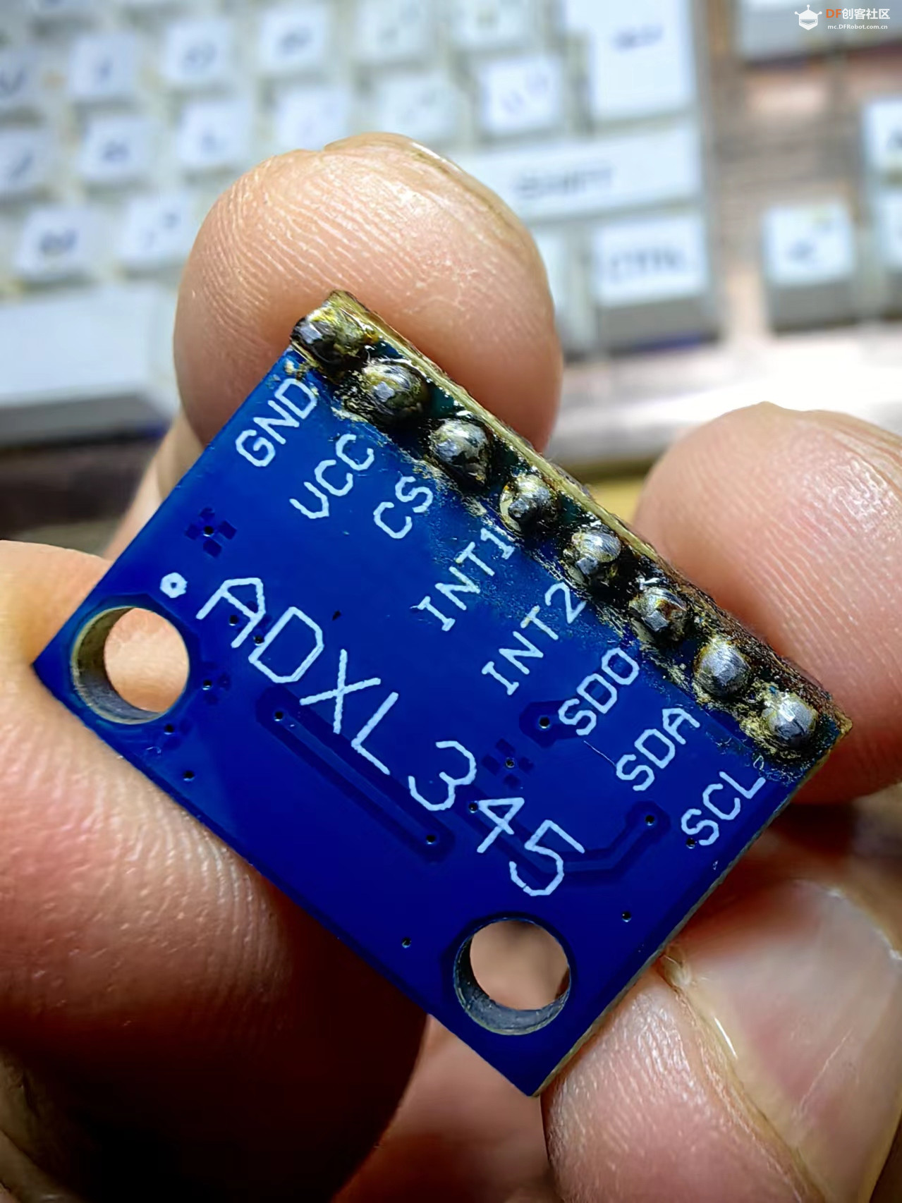 【花雕学编程】Arduino动手做（233）---ADXL345的俯仰滚动角图1