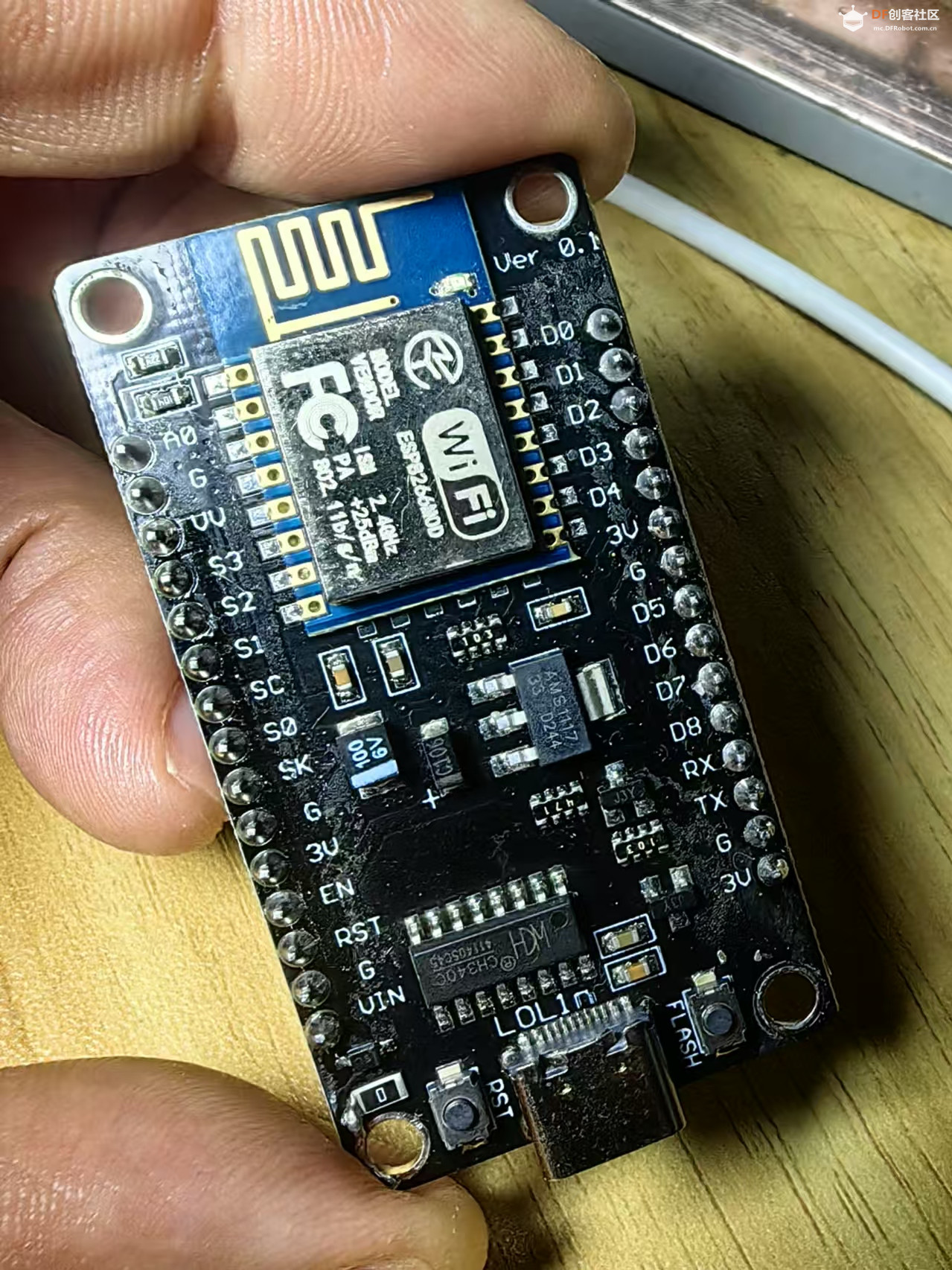 【花雕学编程】Arduino动手做（246）---Nodemcu V3 Lua ESP8266图1