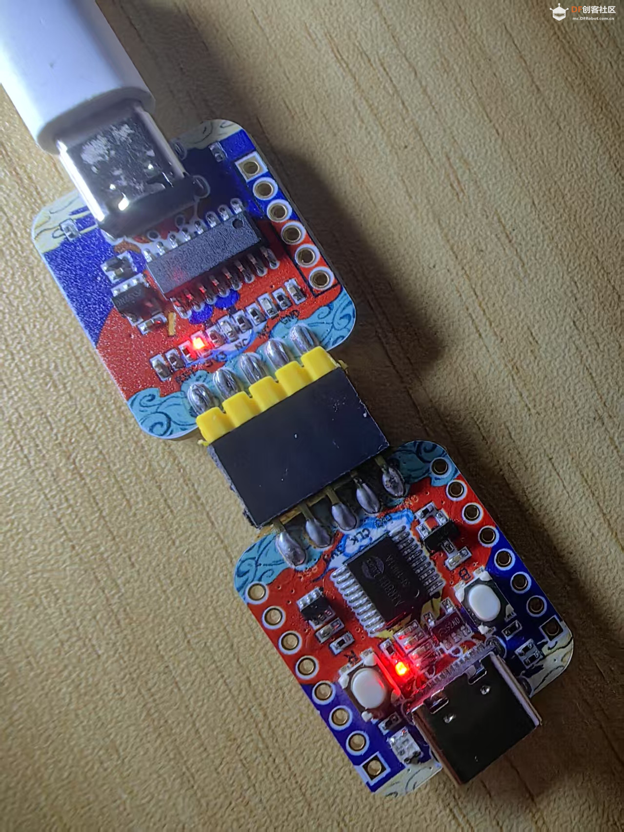 【花雕学编程】Arduino动手做（193）--AIR001最小系统国风板图1