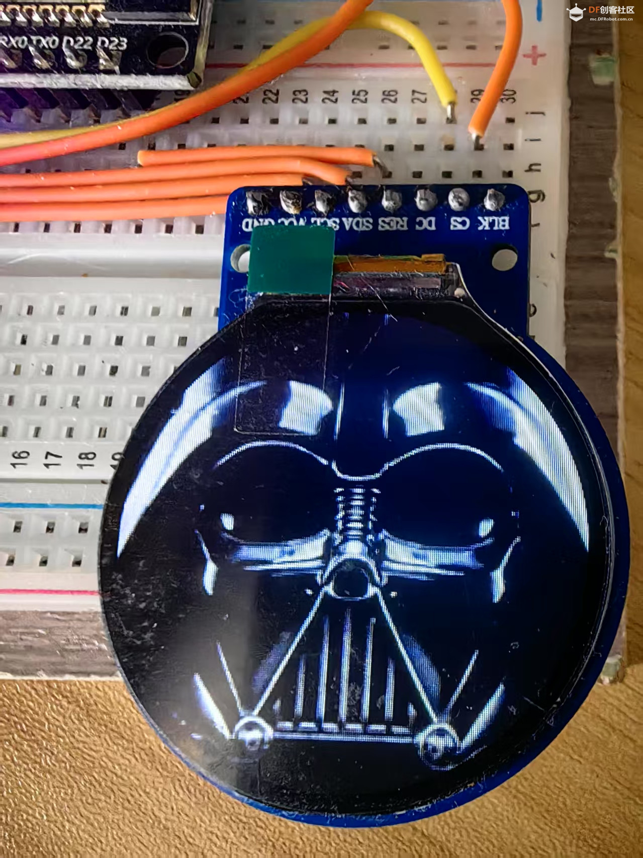 【花雕学编程】Arduino动手做（249）---GC9A01达斯·维达角色图2