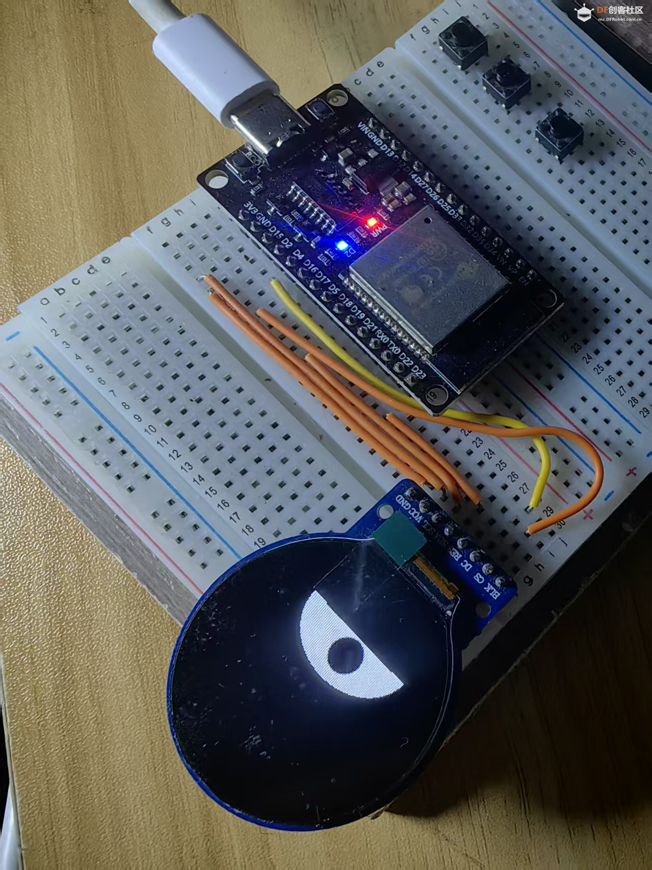 【花雕学编程】Arduino动手做（249）--GC9A01瑙加的咕噜噜眼图2