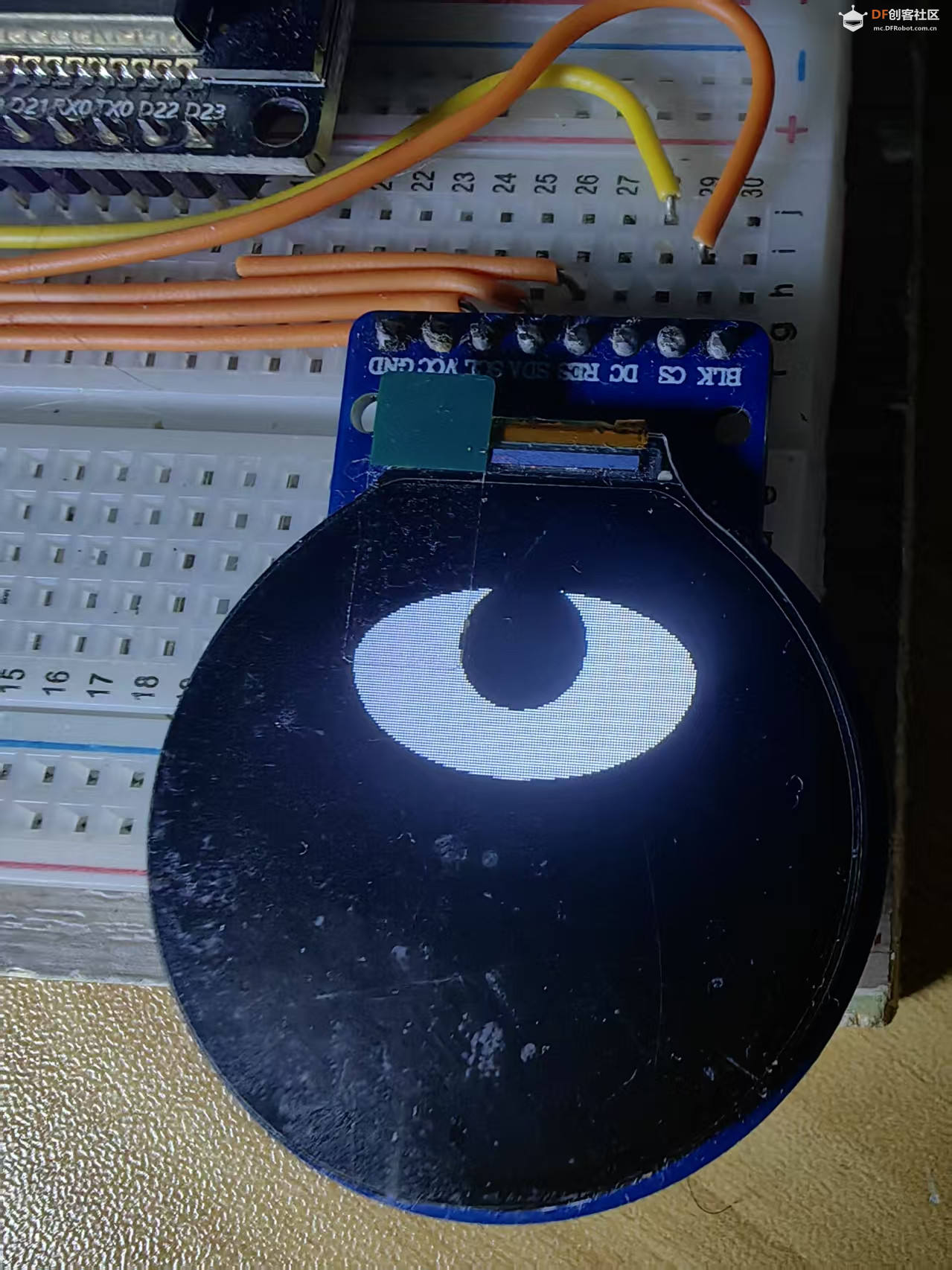 【花雕学编程】Arduino动手做（249）--GC9A01瑙加的咕噜噜眼图1