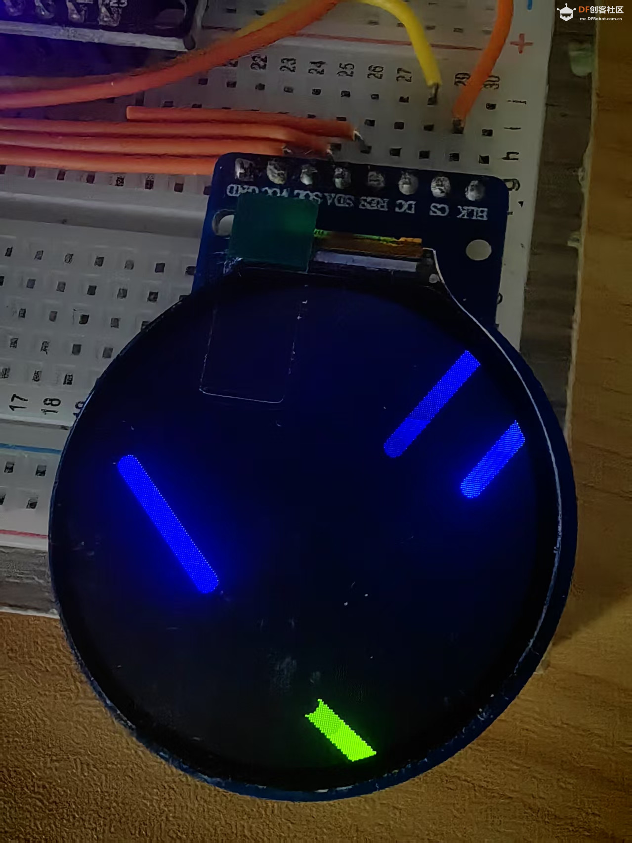 【花雕学编程】Arduino动手做（249）---GC9A01模拟的贪吃蛇图2