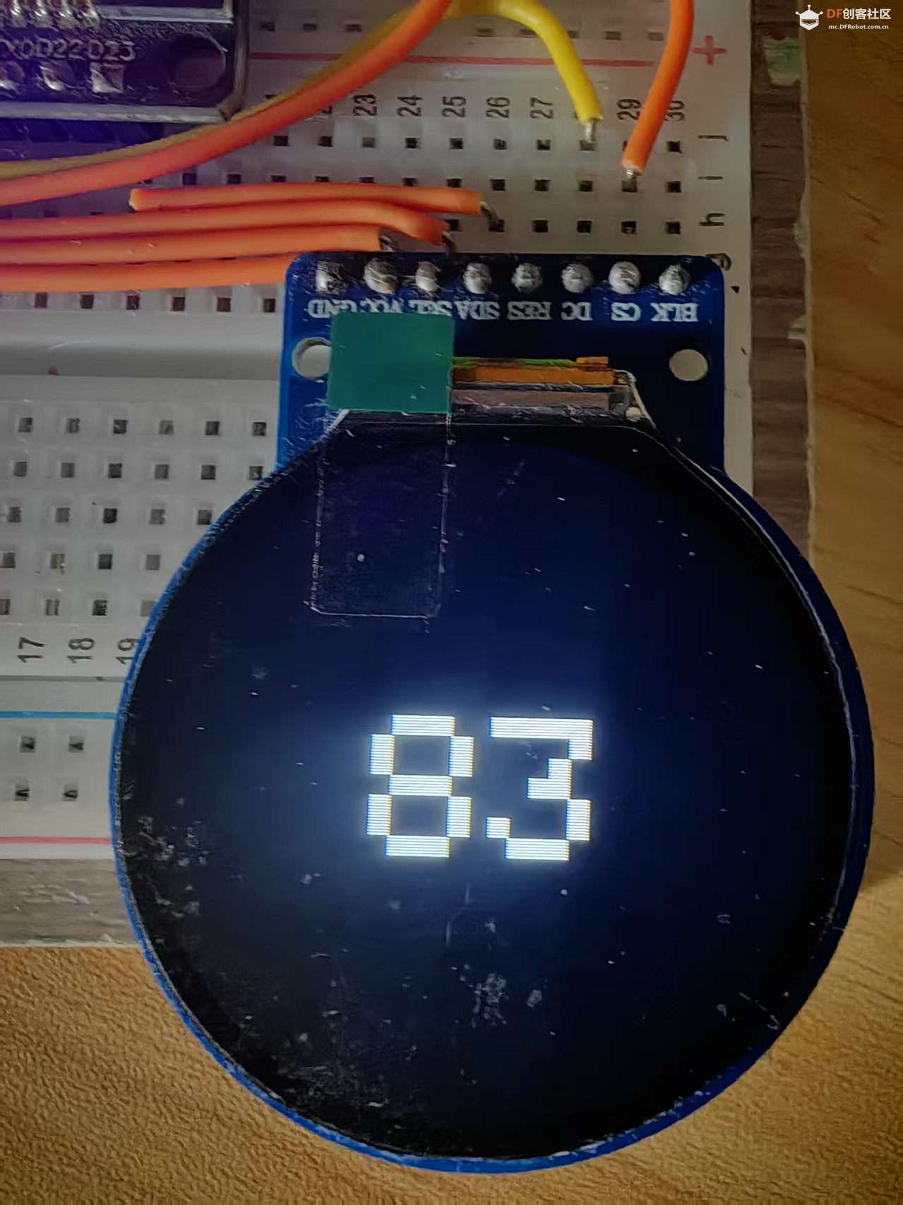 【花雕学编程】Arduino动手做（249）---GC9A01模拟计数秒表图1