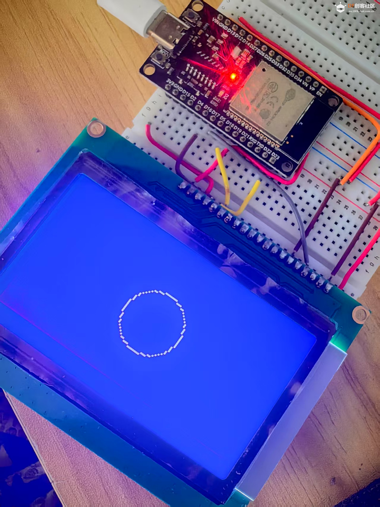 【花雕学编程】Arduino动手做（199）--绘制递增半径的圆形图1