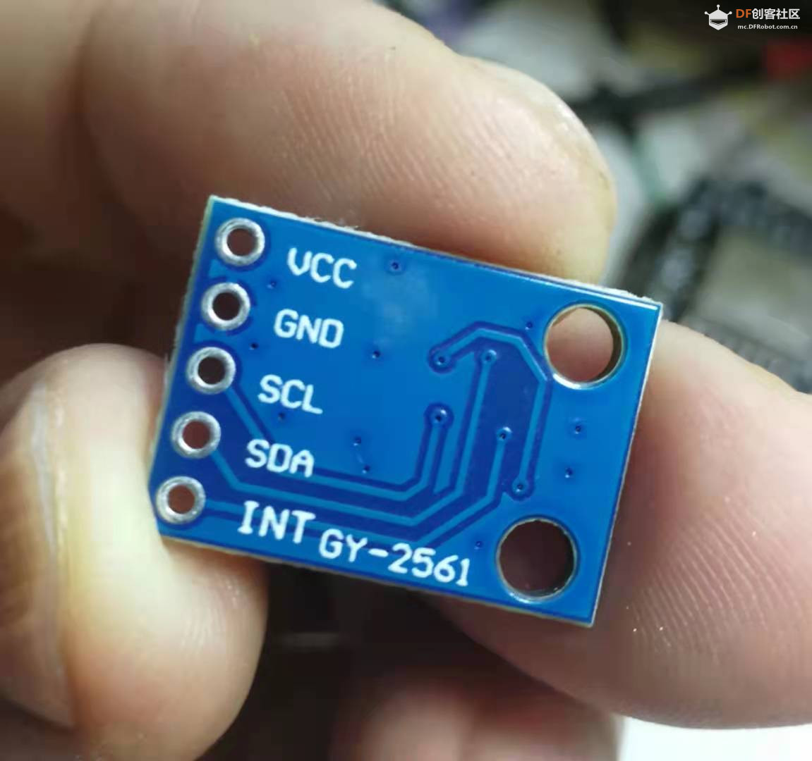 【花雕学编程】Arduino动手做（188）---TSL2561环境光传感器图1