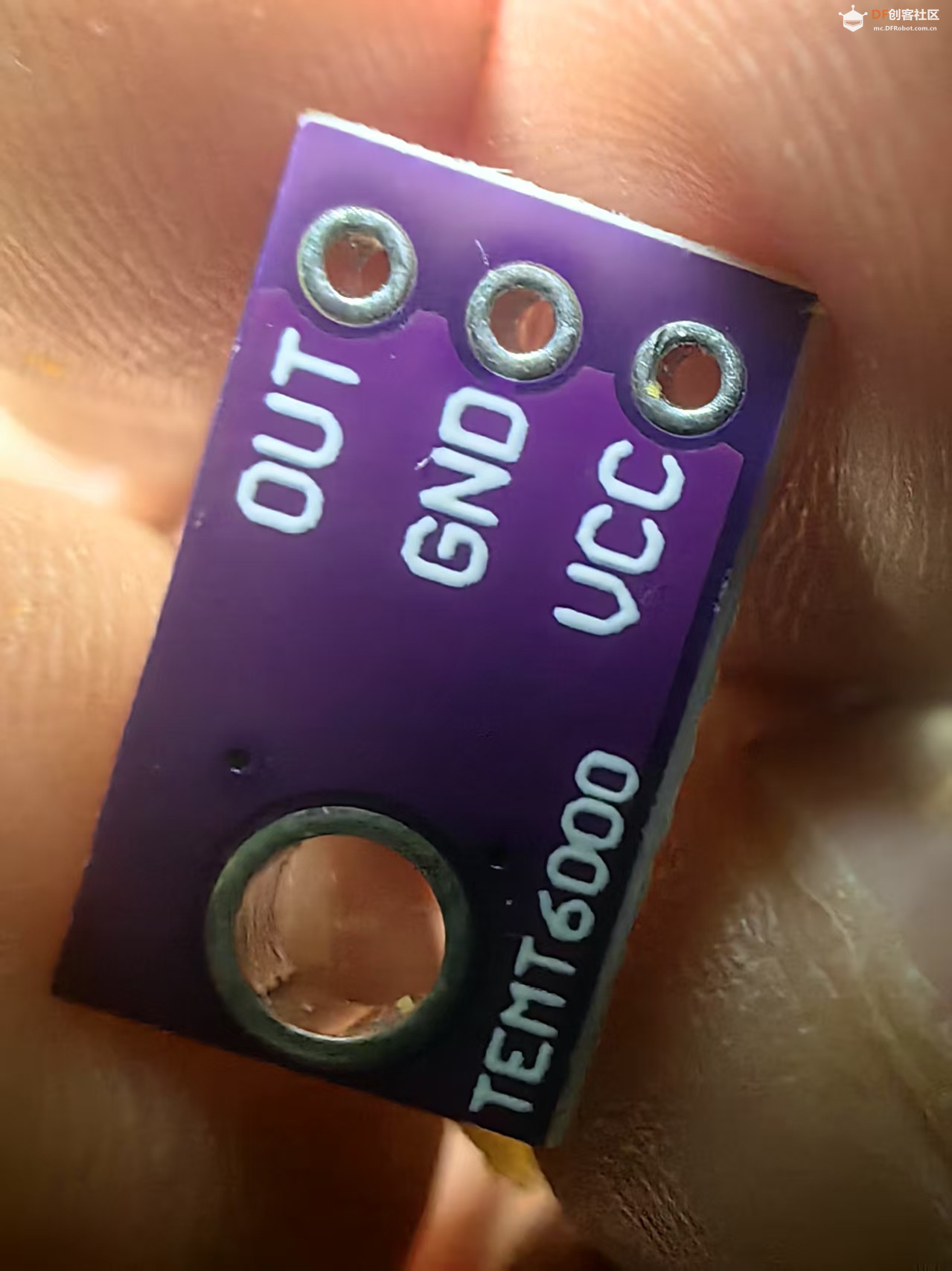 【花雕学编程】Arduino动手做（255）---TEMT6000 环境光模块图2