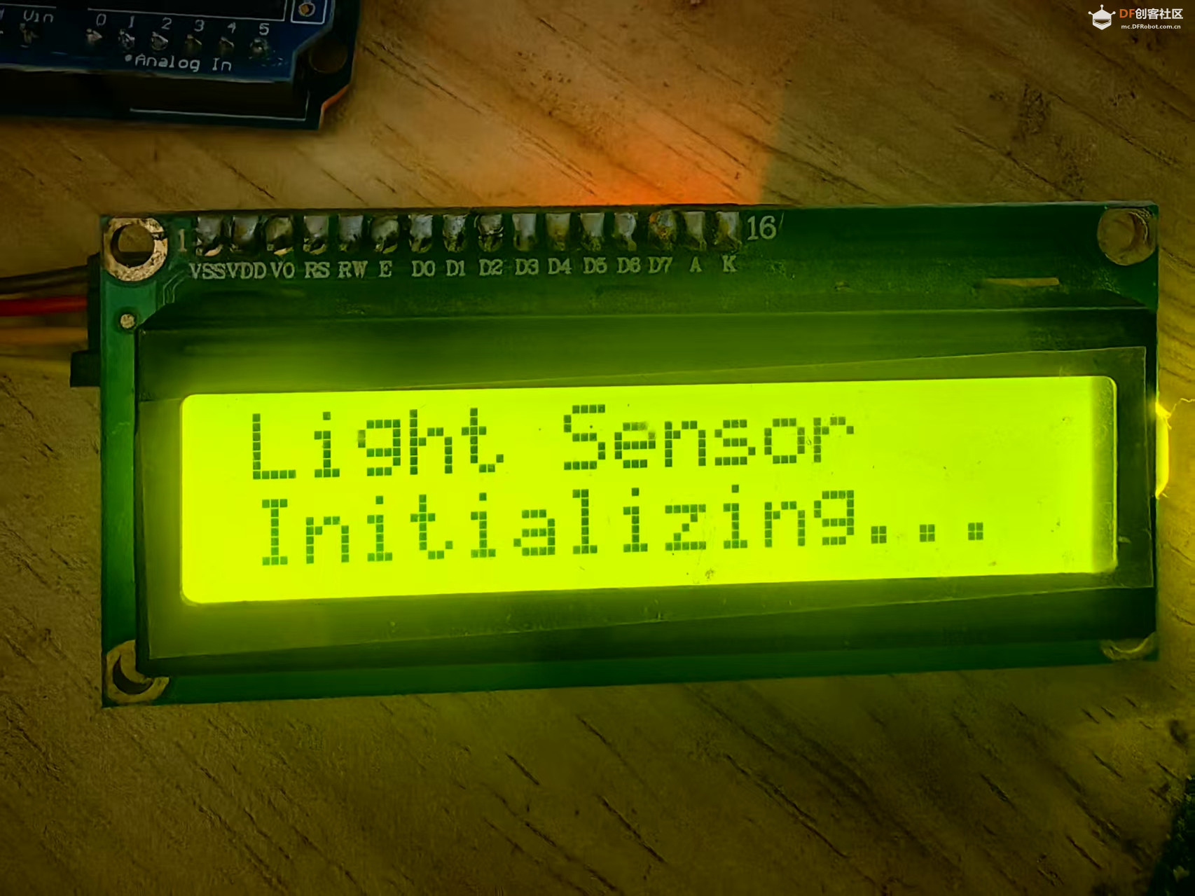 【花雕学编程】Arduino动手做（255）---TEMT6000 模块4个实验图1