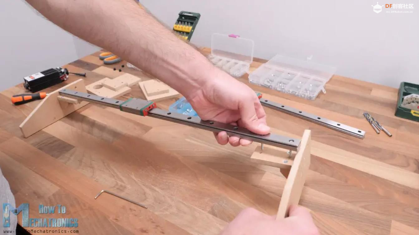 【Arduino 动手做】构建最简单的 CNC 机床 | DIY 激光雕刻机图1