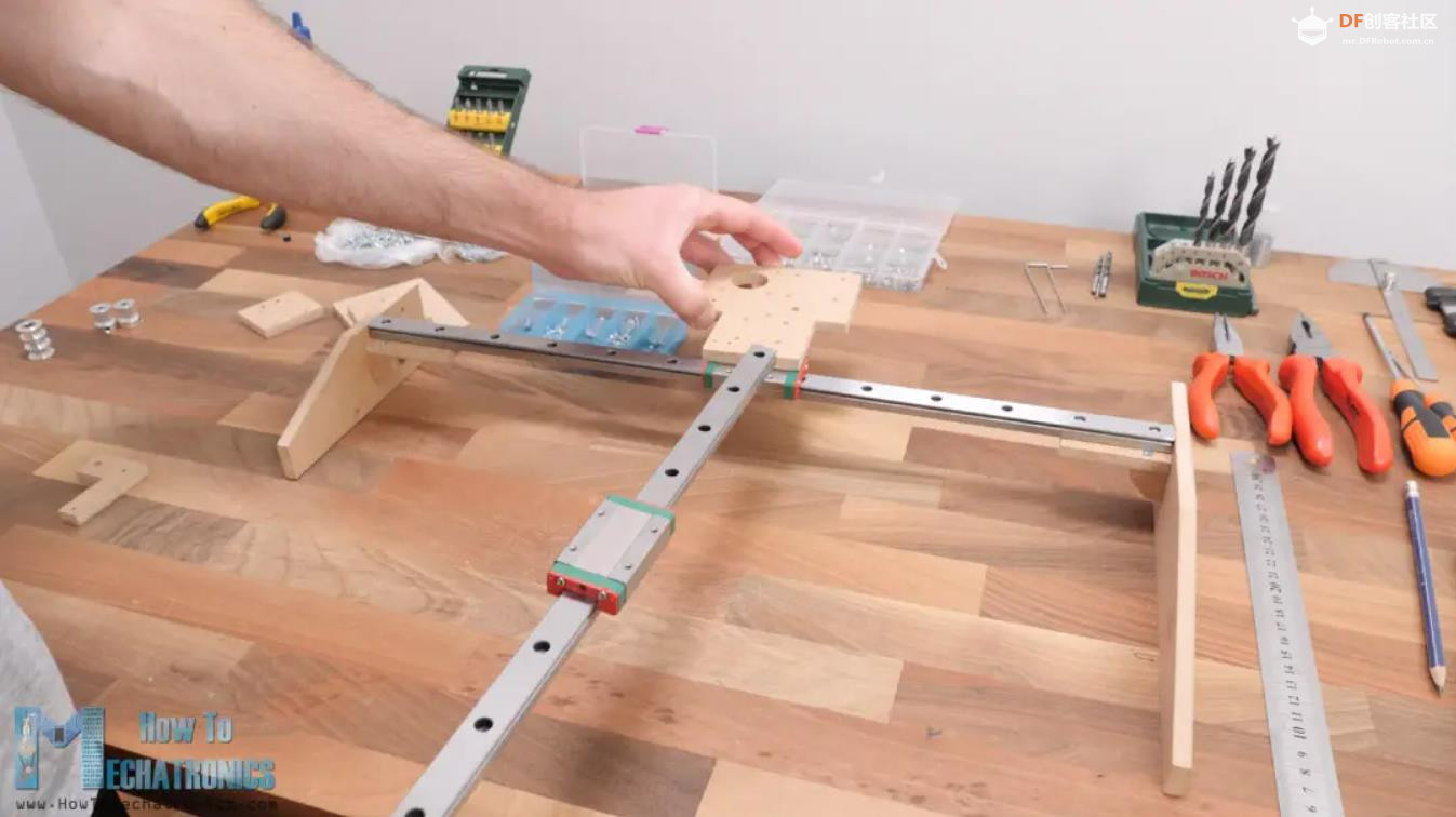 【Arduino 动手做】构建最简单的 CNC 机床 | DIY 激光雕刻机图1