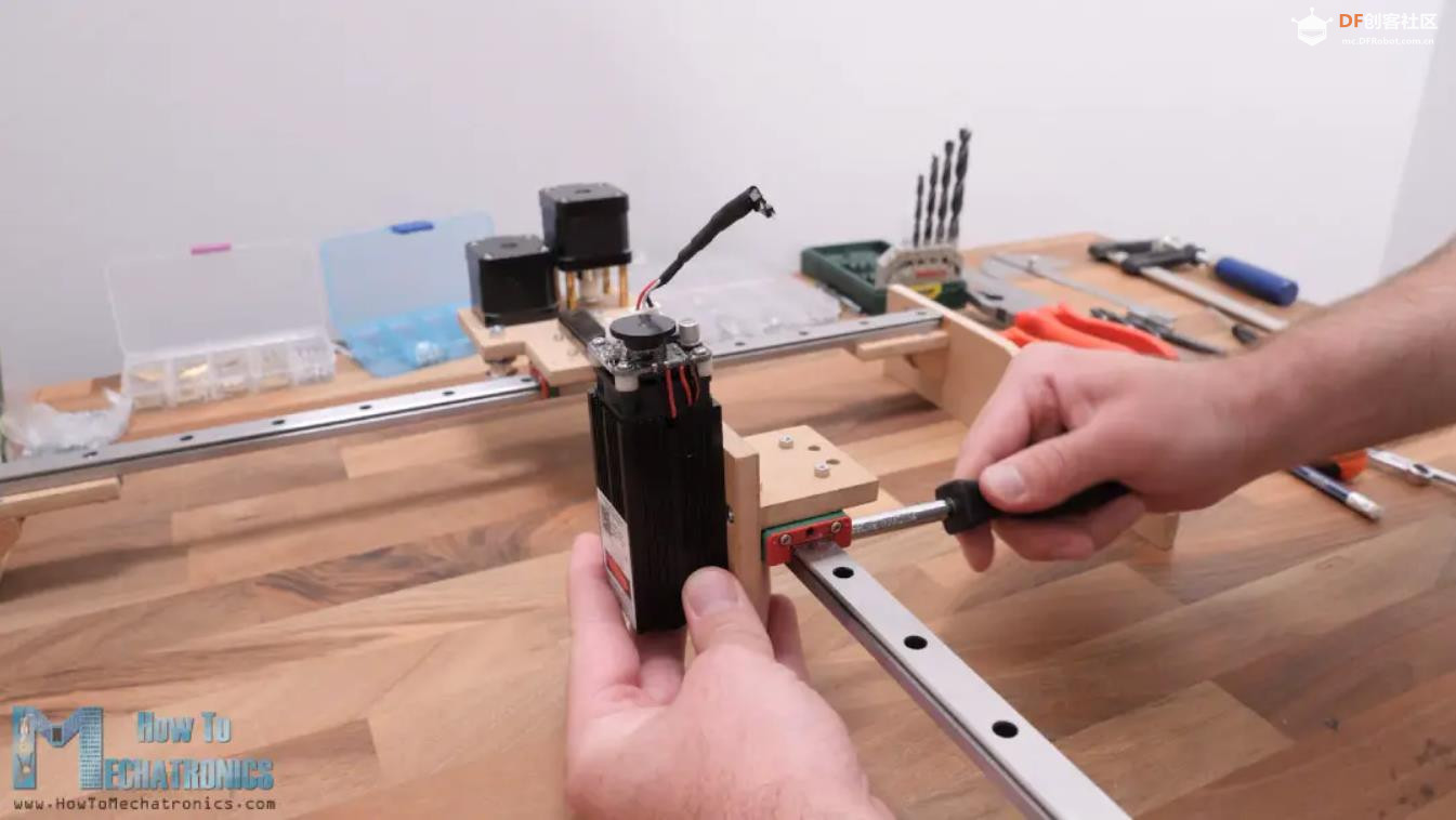 【Arduino 动手做】构建最简单的 CNC 机床 | DIY 激光雕刻机图1
