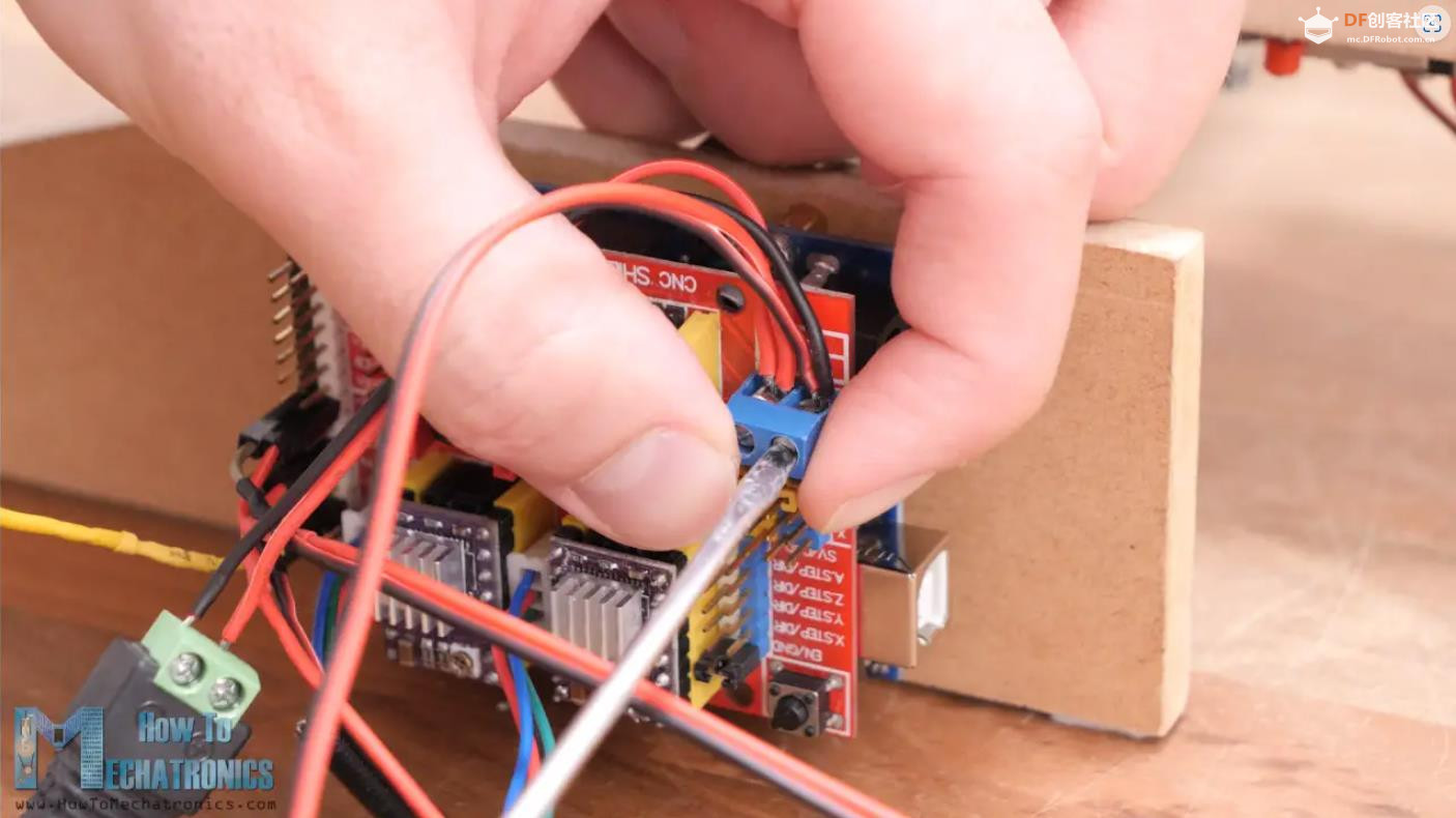 【Arduino 动手做】构建最简单的 CNC 机床 | DIY 激光雕刻机图1