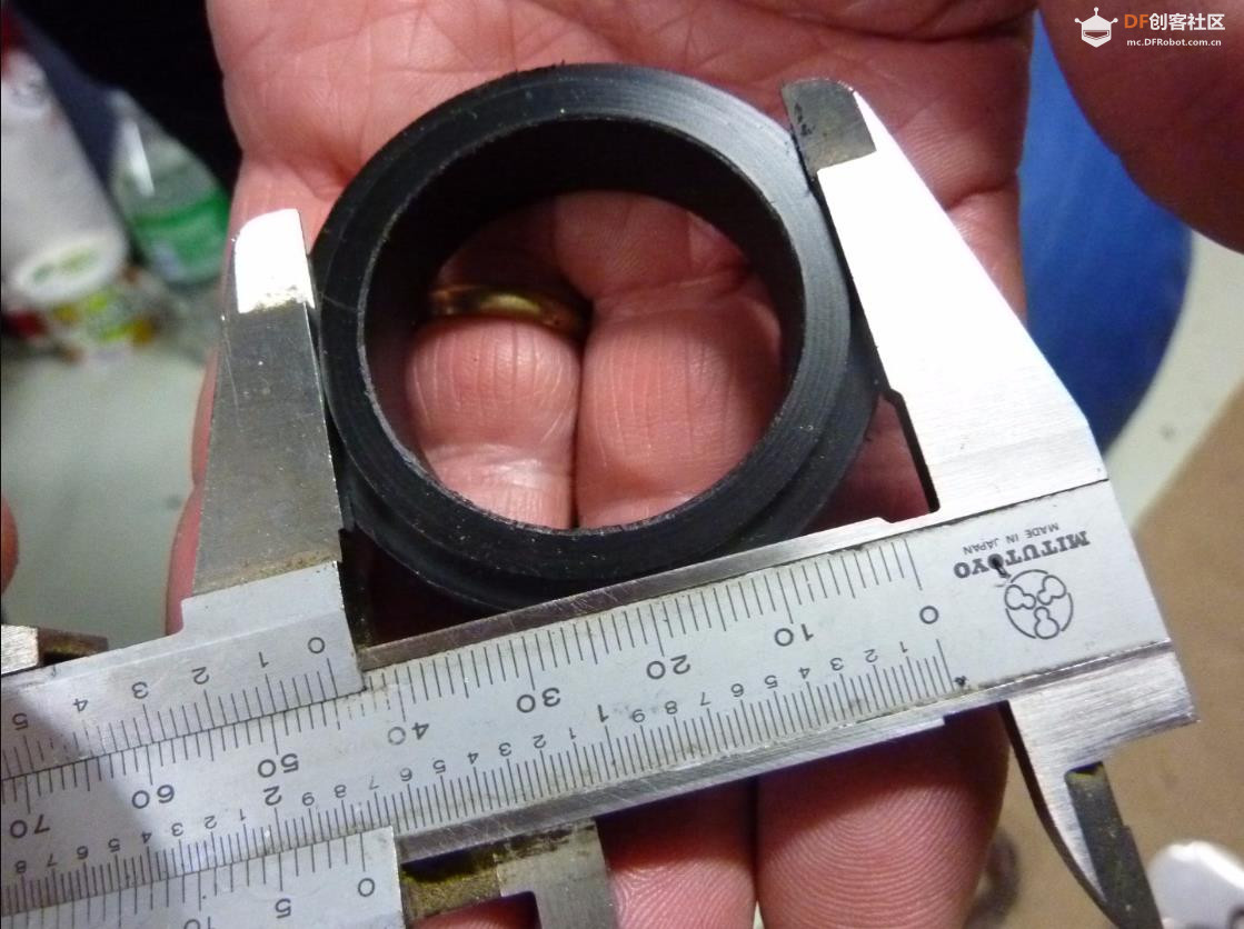 【创意生活动手做】自行车安全辅助原型：3D 动态车轮灯图3