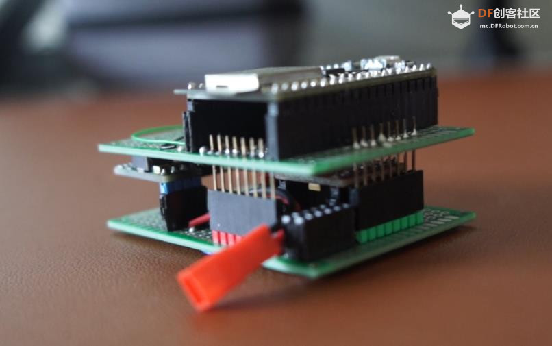 【Arduino 动手做】带有 ESP32 和 FreeRTOS 的微型桌面机器人图3