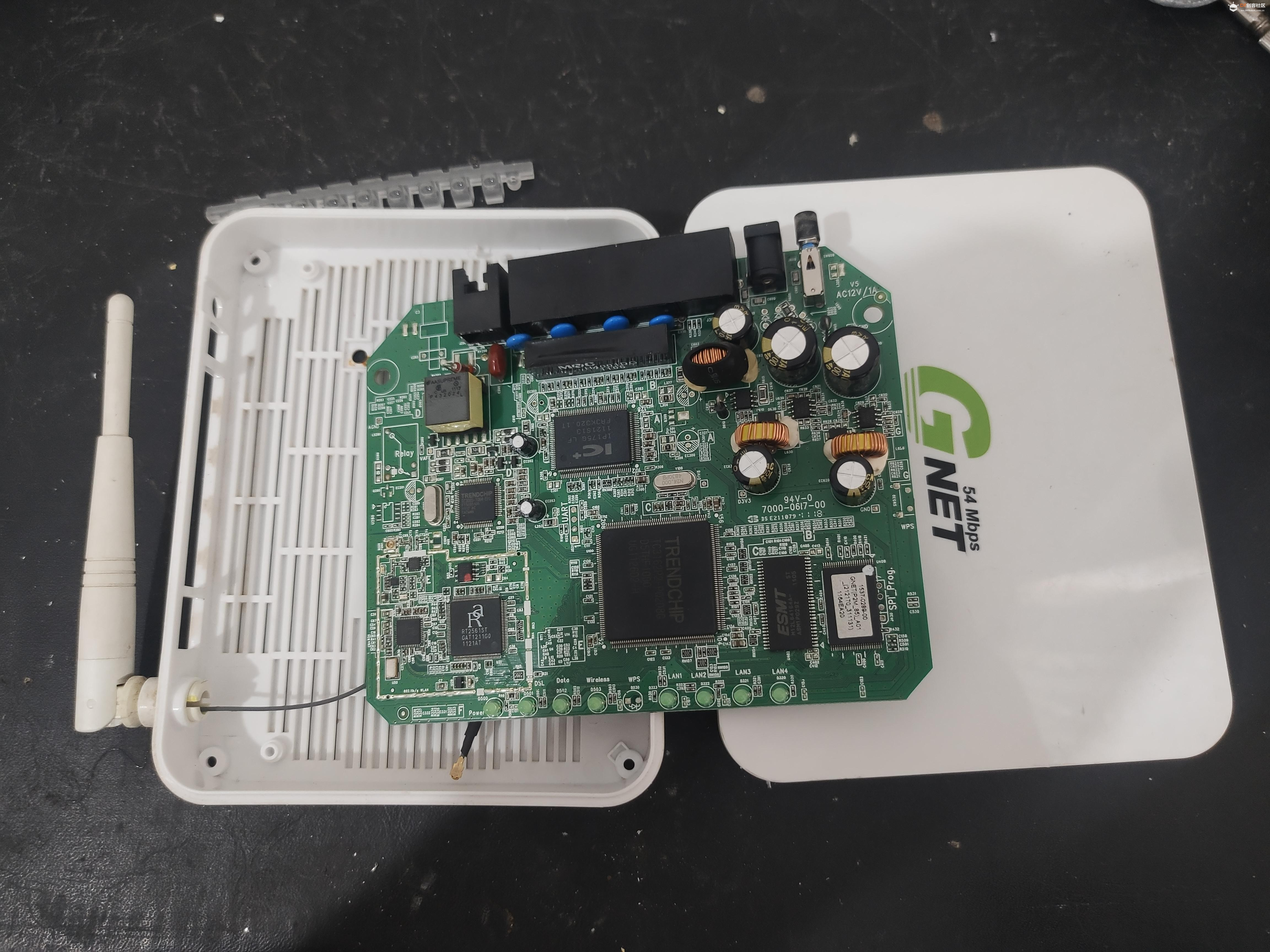 【Arduino 动手做】Esghati：一个由垃圾制成的机器人图2