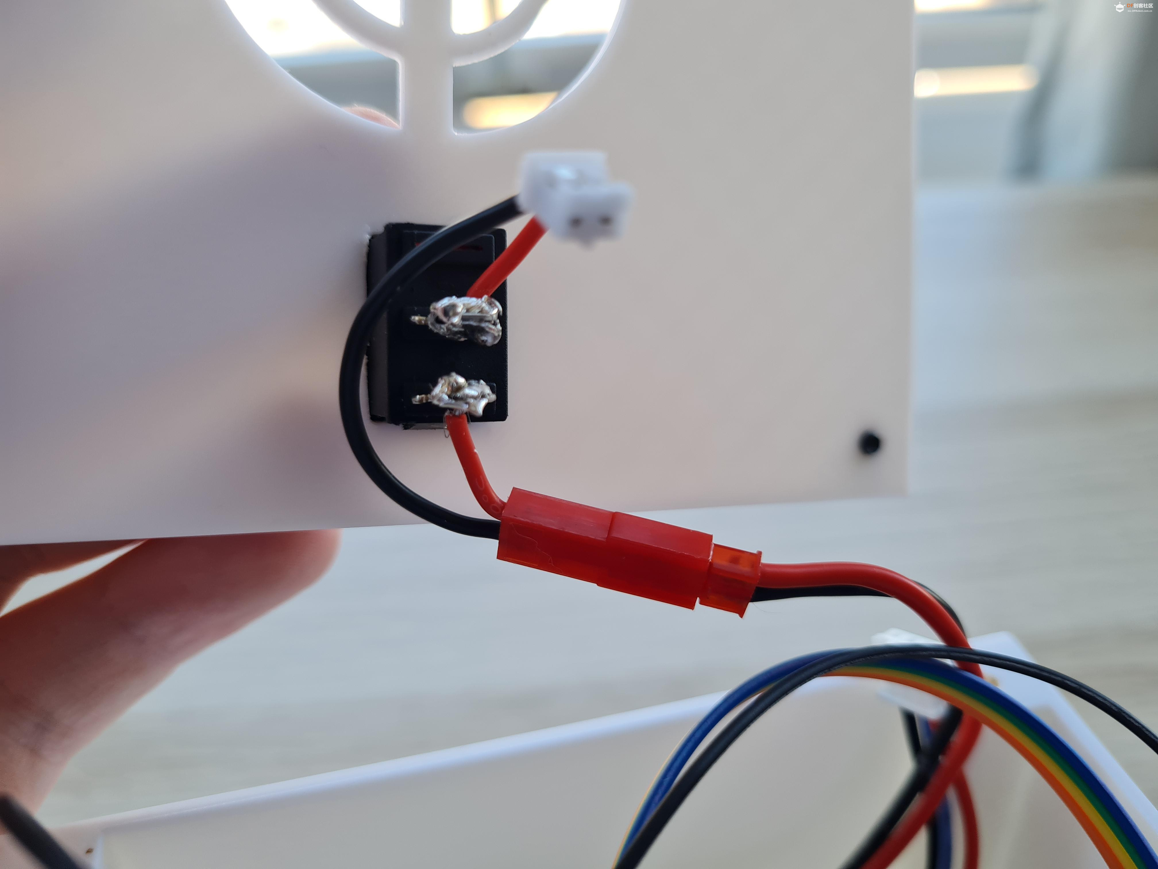 【Arduino 动手做】带有摄像头的 Web 控制 ESP32 桌面机器人图5