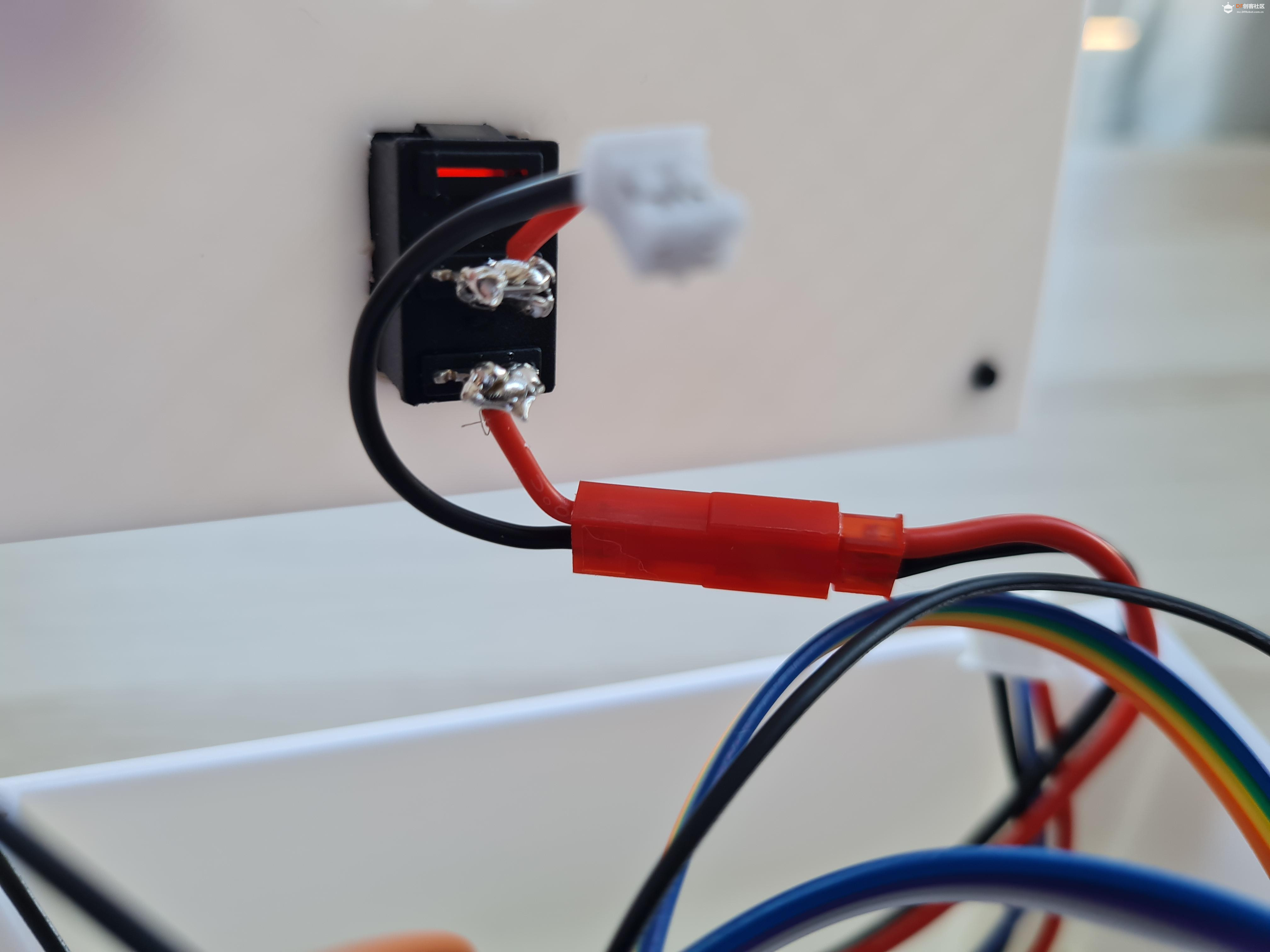 【Arduino 动手做】带有摄像头的 Web 控制 ESP32 桌面机器人图4