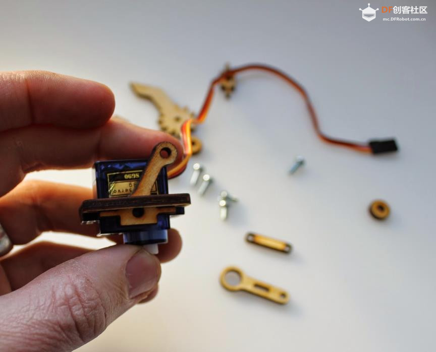 【Arduino 动手做】MeArm - 构建可破解的机器人手臂 v0.3版本图1