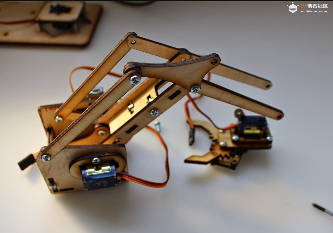 【Arduino 动手做】MeArm - 构建可破解的机器人手臂 v0.3版本图2