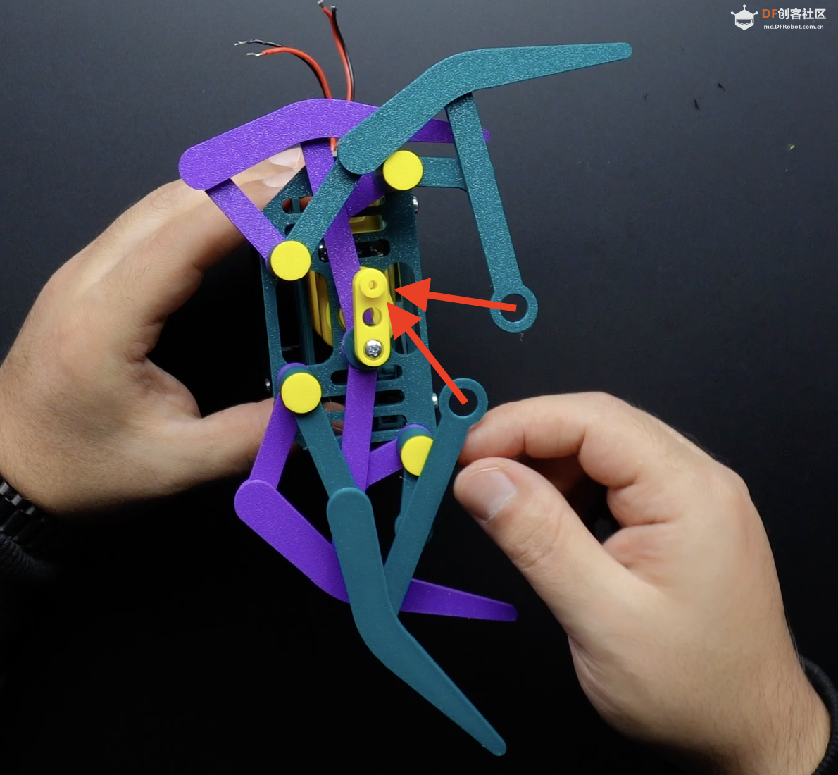 【Arduino 动手做】令人惊叹的 Octopod 风格的八足机器人图15