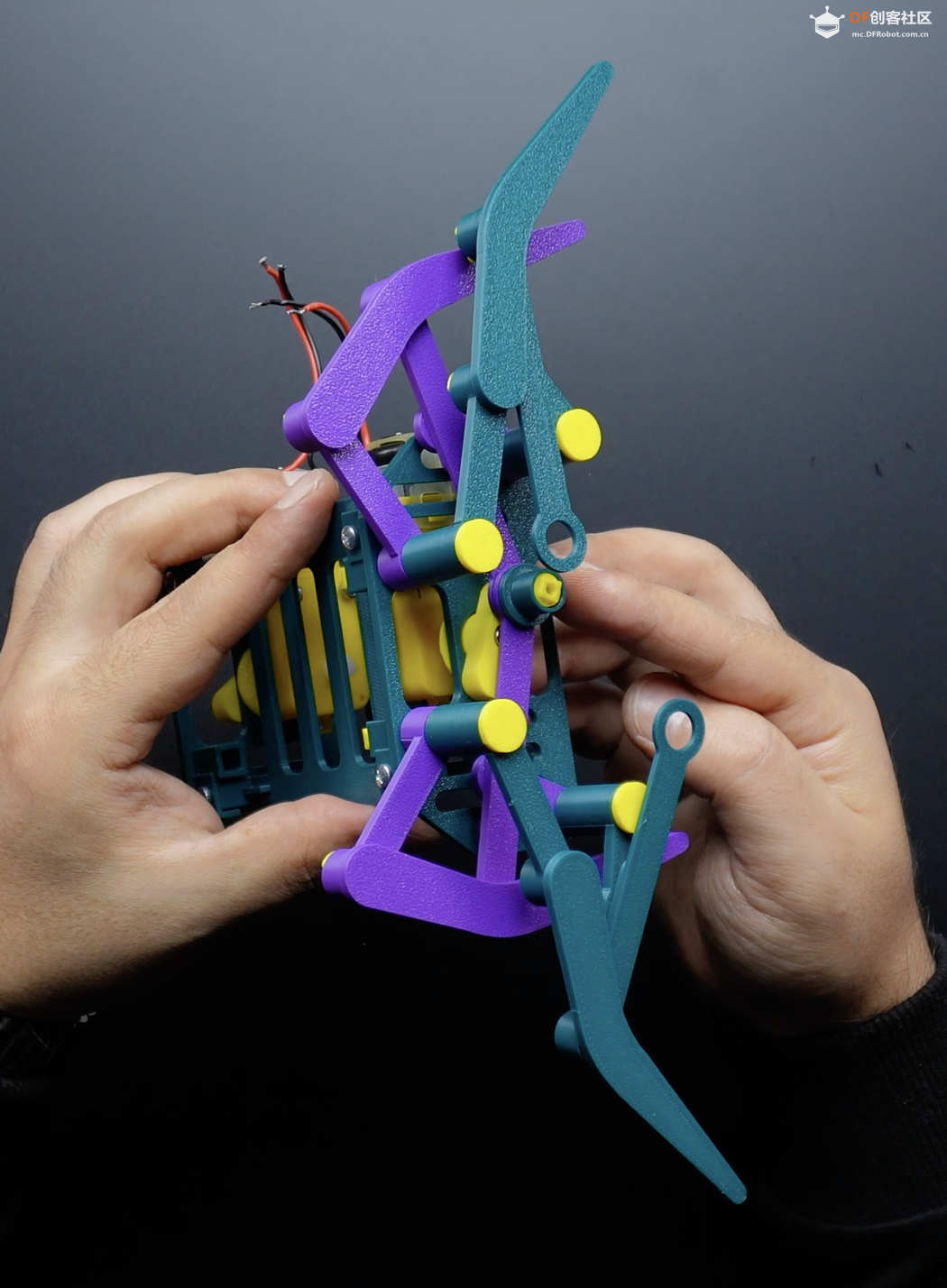 【Arduino 动手做】令人惊叹的 Octopod 风格的八足机器人图19