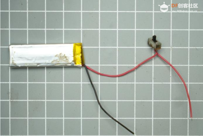 【Arduino 动手做】使用 ESP32 的紧凑型气压温度高度计图5